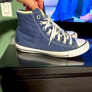 Navy Blue Hightop Converse Women’s Size 8.5